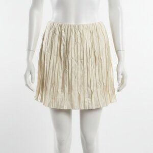 Vince Cream Textured Mini Skirt – Size 4 – NWT